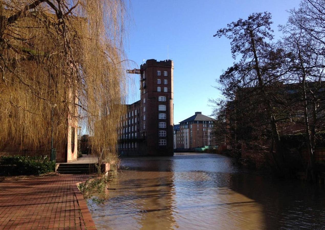 Waters Edge At Cocoa Suites York Zewnętrze zdjęcie